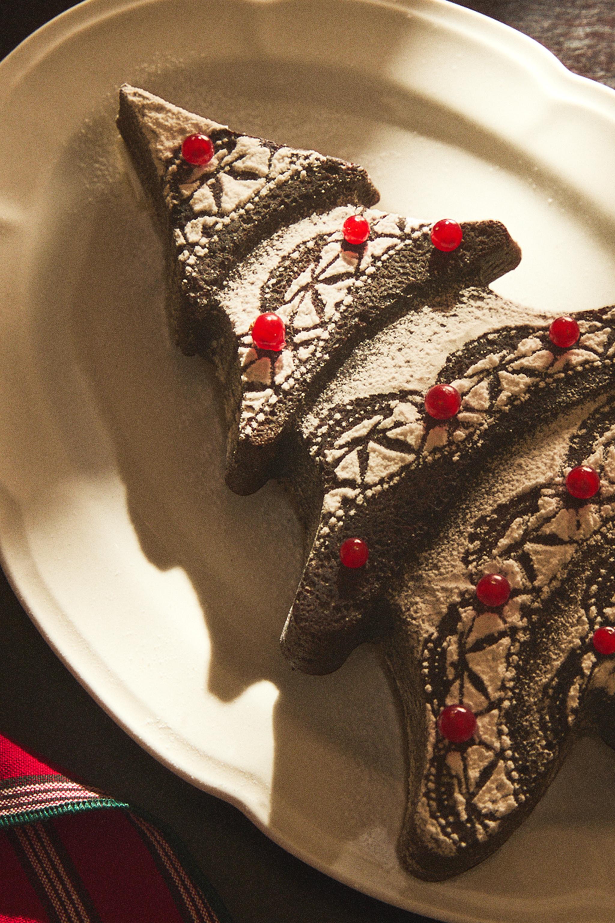 CHRISTMAS TREE BAKING MOLD